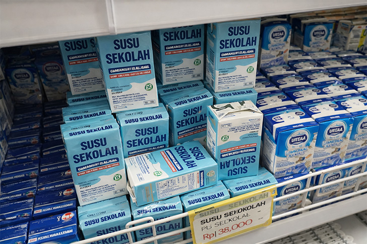 Susu MBG Dijual di Minimarket! Seharusnya Produk “Gratis” Tidak Diperjualbelikan 1 Susu MBG